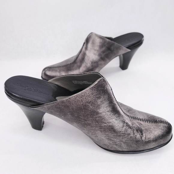 Born Metallic Pewter Leather Slide Heel | 10 - Picture 2 of 11